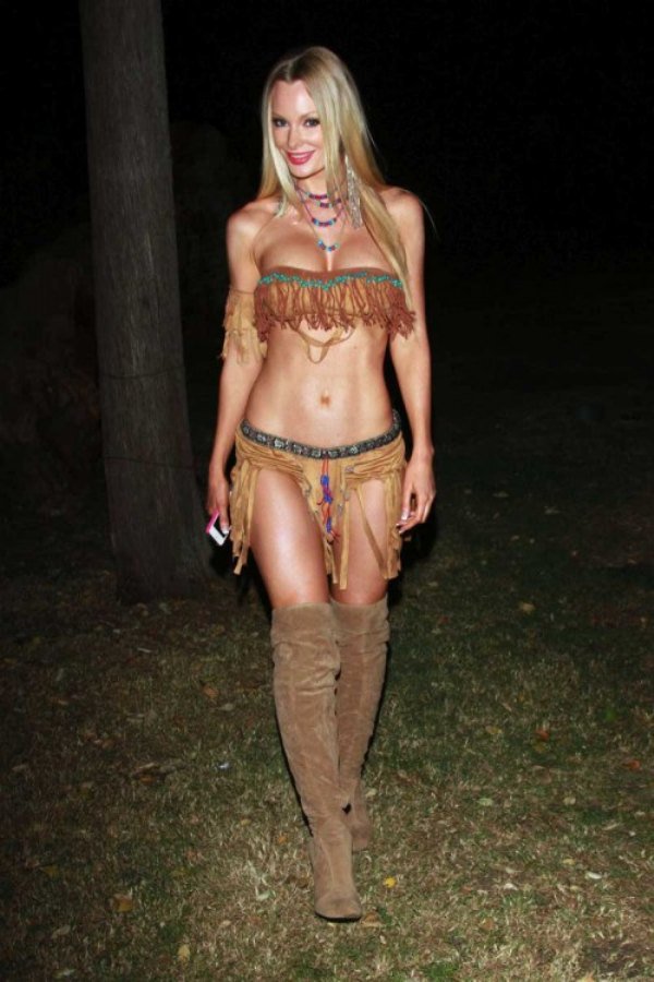 seksikad halloweenikostüümid 32