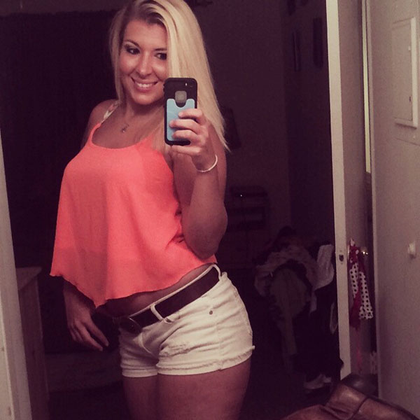 Hot-selfie-mirror-pics-20