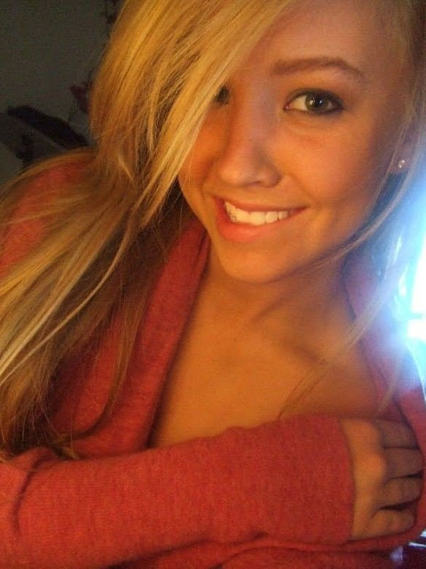 Hot-selfie-mirror-pics-50